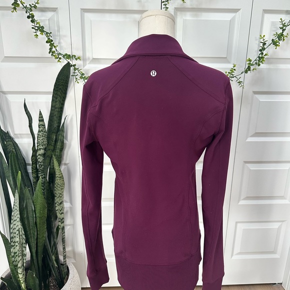 LuluLemon Asana Define Jacket - Picture 3 of 3